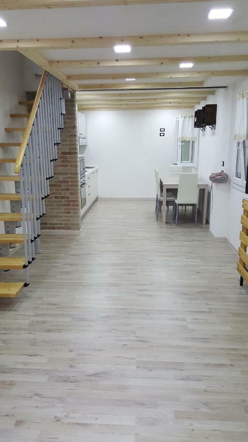Bomboniera Apartment โคมัคคิโอ ภายนอก รูปภาพ
